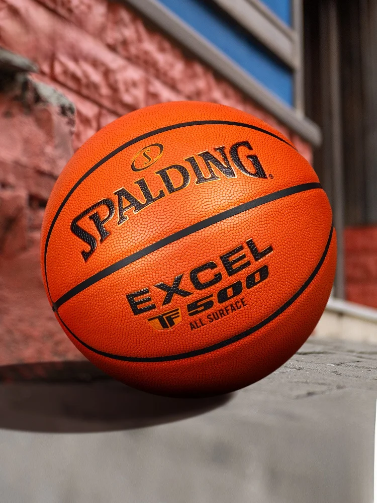 Bola de Basquete Profissional Spalding TF500 para Competição, Uso Interno e Externo, Resistente ao Desgaste, Absorvente de Um...