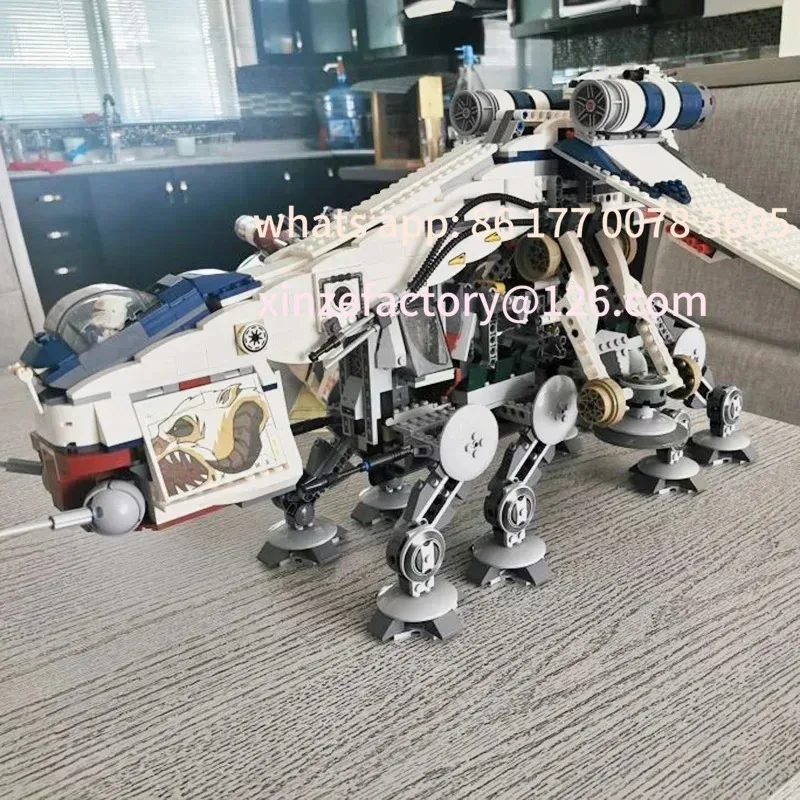 تخصيص متوافق 10195 سفينة النقل لعب للأطفال عيد الميلاد الساخن لعب حرب النجوم جمهورية دروبشيب مع AT-OT ووكر #3