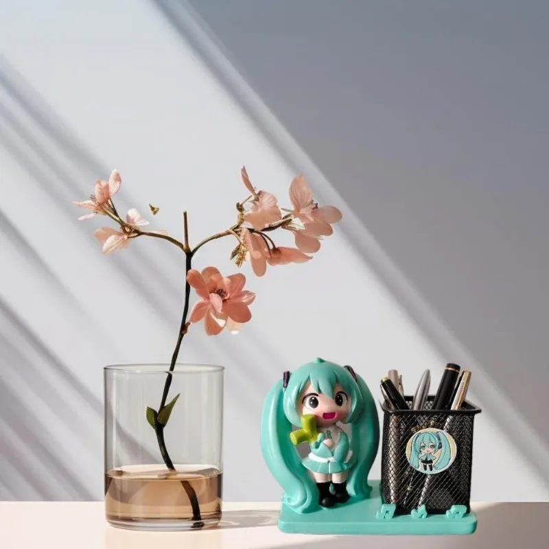New Anime Hatsune Miku Cartoon Cute Doll Pen Holder Personalized Creative Home Desktop Item Storage Student Birthday Gift
