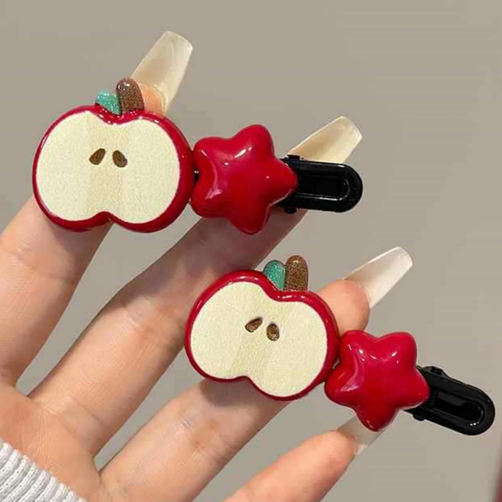 مجموعة مشابك شعر مكونة من 4 قطع من أجهزة التفاح والنجوم، دبابيس شعر لطيفة على شكل فاكهة حمراء، إكسسوارات شعر رائعة للفتيات، ديكور شعر عصري ممتع