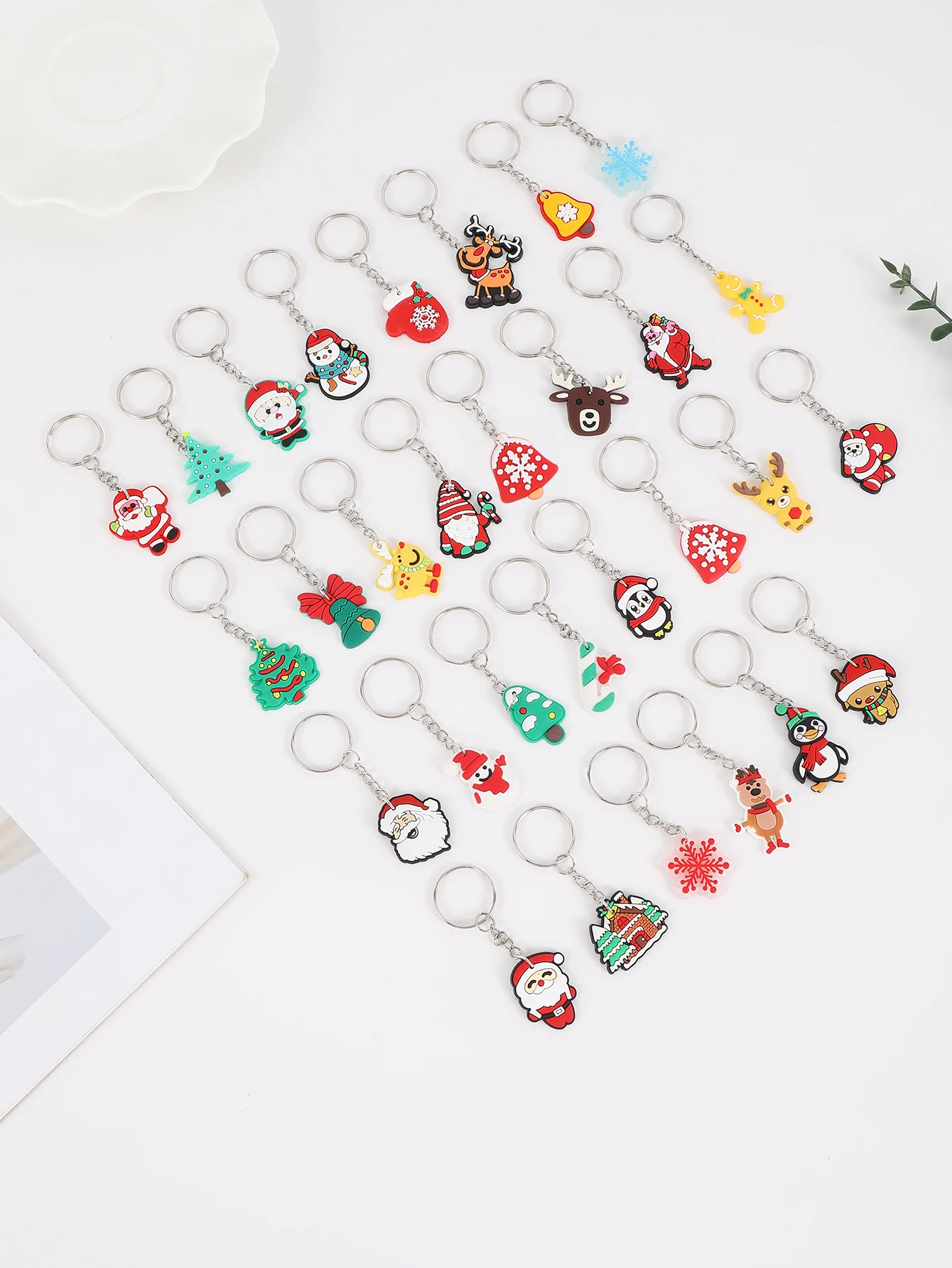 38pcs Cartoon PVC Christmas Keychain Key Ring for party gifts Christmas supplies back to school gifts