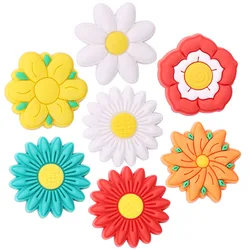 Good Quality 1pcs PVC Shoe Charms Flower White Daisy Sunflower Leaf Accessories Kids Garden Shoe Ornament Fit DIY Party Gift