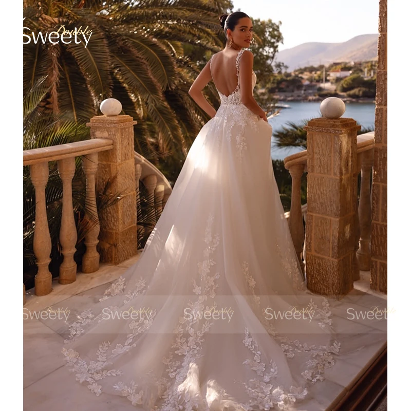 Boho Wedding Dresses Bride Embroidered Lace On Net A-Line Ball Gown Sleeveless V-Neck Customized Women's Wedding Gowns Backless
