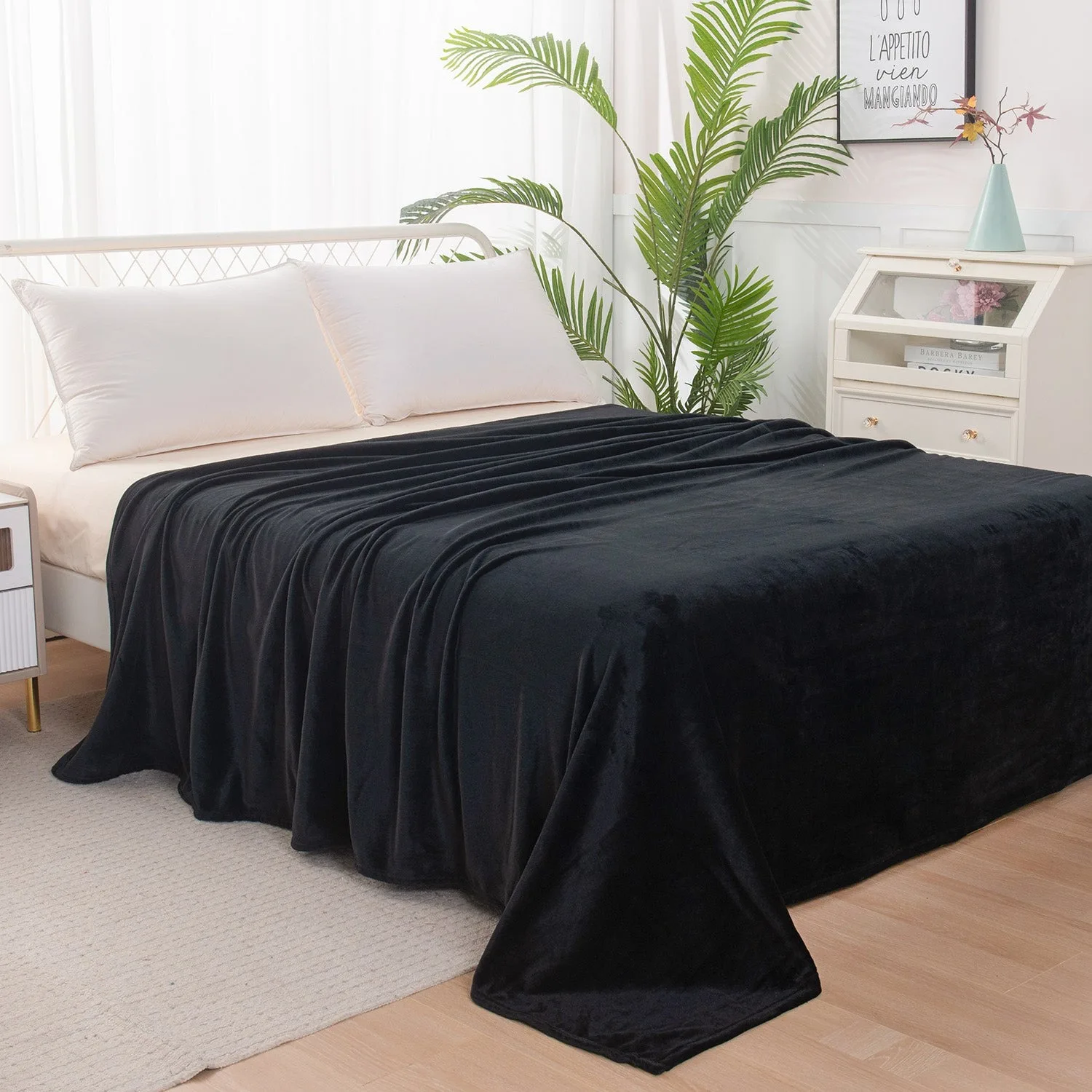 

Elegant Comfort Velvet Plush Fleece Blanket Solid Color Design - Velour Blanket