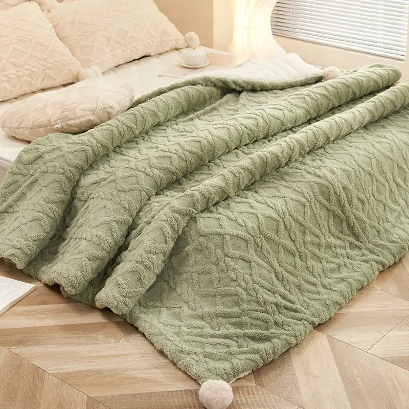 

High Weight Taffel Velvet With Added Velvet And Thick Cover Winter Three-Layer Leg Blanket For Warmth Four Seasons Nap Blanket