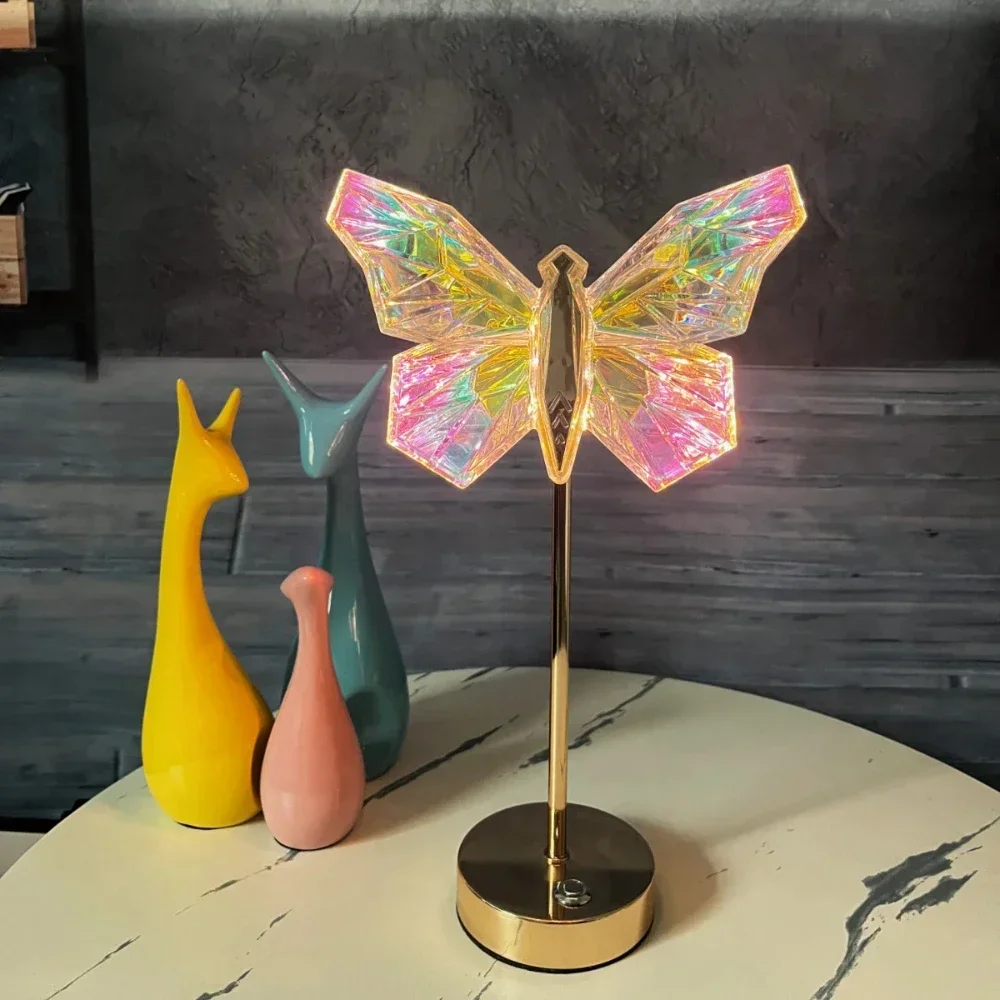 Lampe de bureau papillon en métal acrylique, atmosphère de frêne, ornement de bureau nordique, cadeau pour chambre de fille