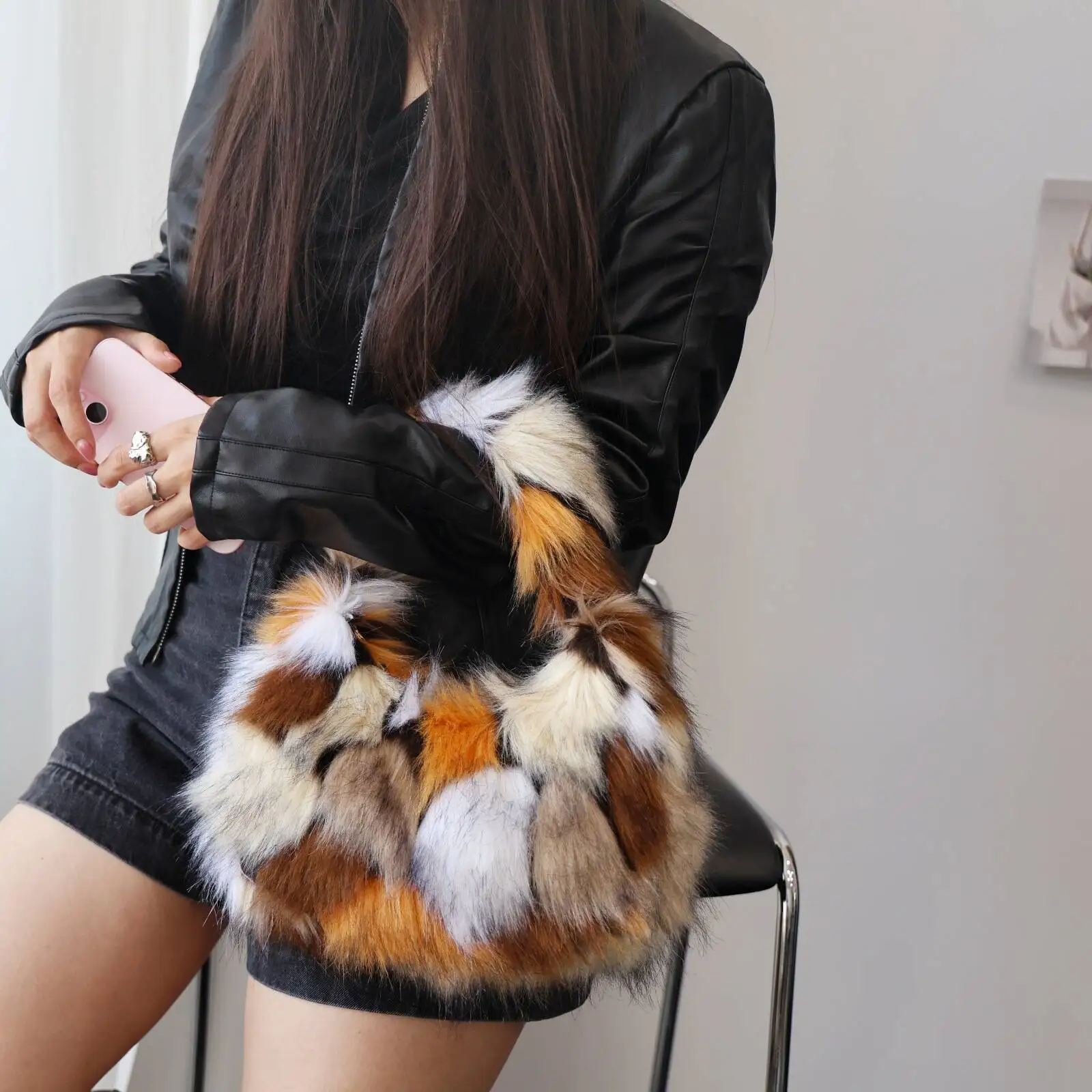 Picture 3: Autumn and Winter Leopard Print Plush Armpit Bag, Spicy Girl Style Handbag, Leopard Print Bag