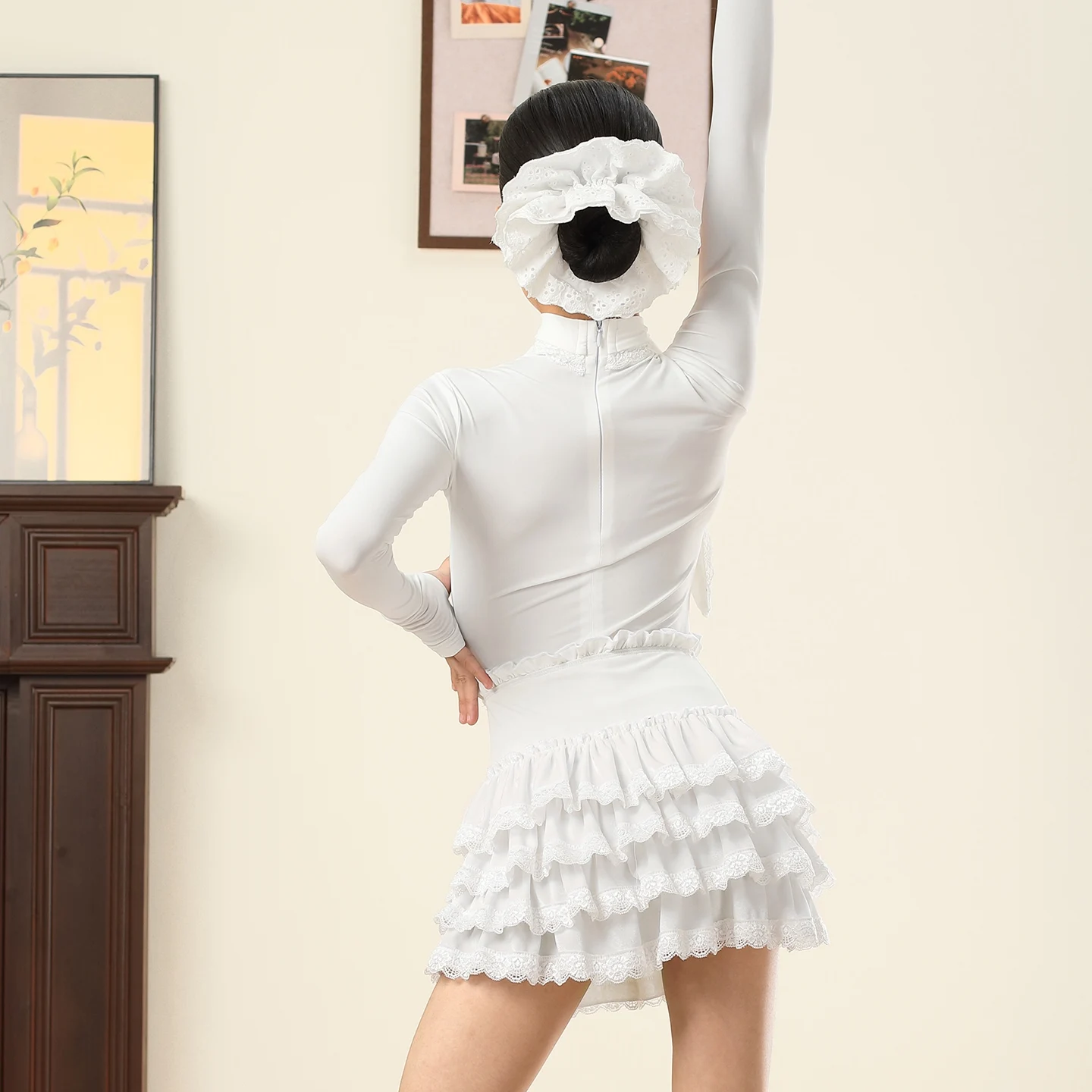 2025 High Neck Long Sleeved Top Cake Skirt Practice Suit Latin Dance Performance Costumes For Girls Chacha Latin Wear XH3196