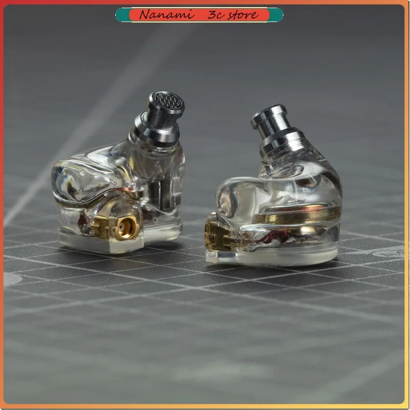 

10-unit hybrid Earphones 4 Balanced Armatures 1 Dynamic Driver HiFi Monitor in-ear Headphone for Audiophiles High-fidelity Sound