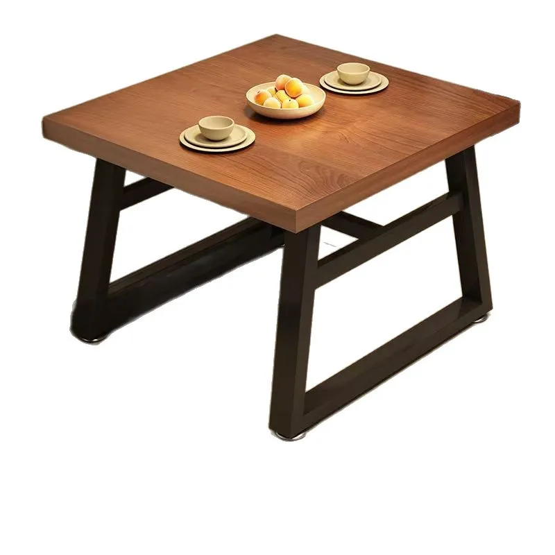 Fast food restaurants, small square tables, restaurants, breakfast spicy hot pot