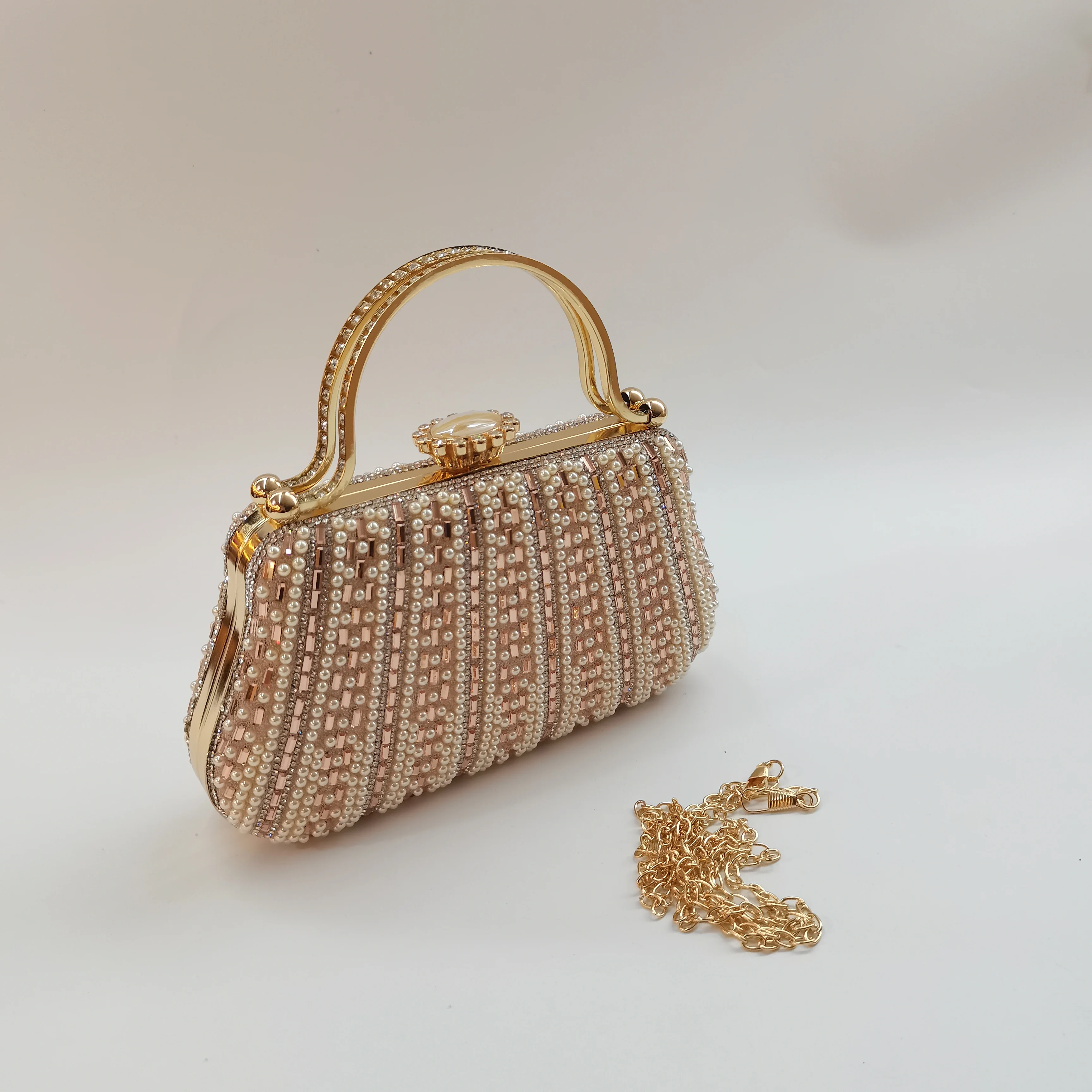 

Exquisite Rhinestone Diamond Evening Bag for Women Luxury Sparking Pearl Metal Handle Clutch Bag Shiny Dress Party Handbag Chain