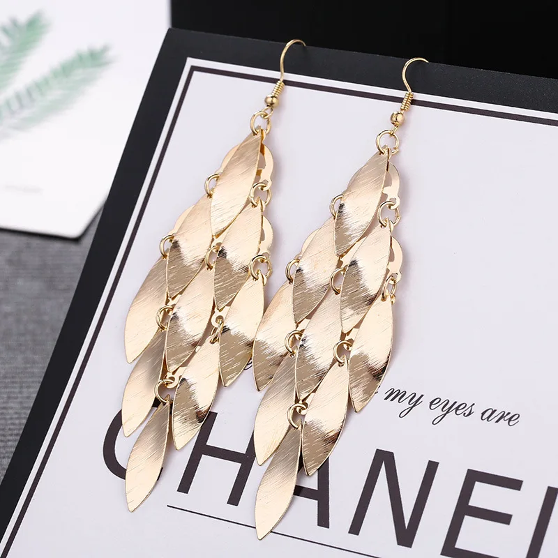 Metal Tassel Earrings New Popular Leaf Geometry Golden Long Earrings for Women Designer Jewelry Accessories Gifts Wholesale