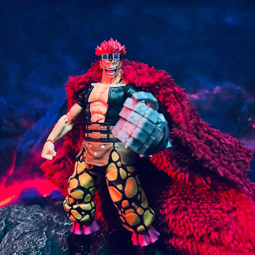 In Stock SHF Japanese Anime Series Captain Eustass Kid Red Cloak Cape for Action Figure Body Model Toys with No Model