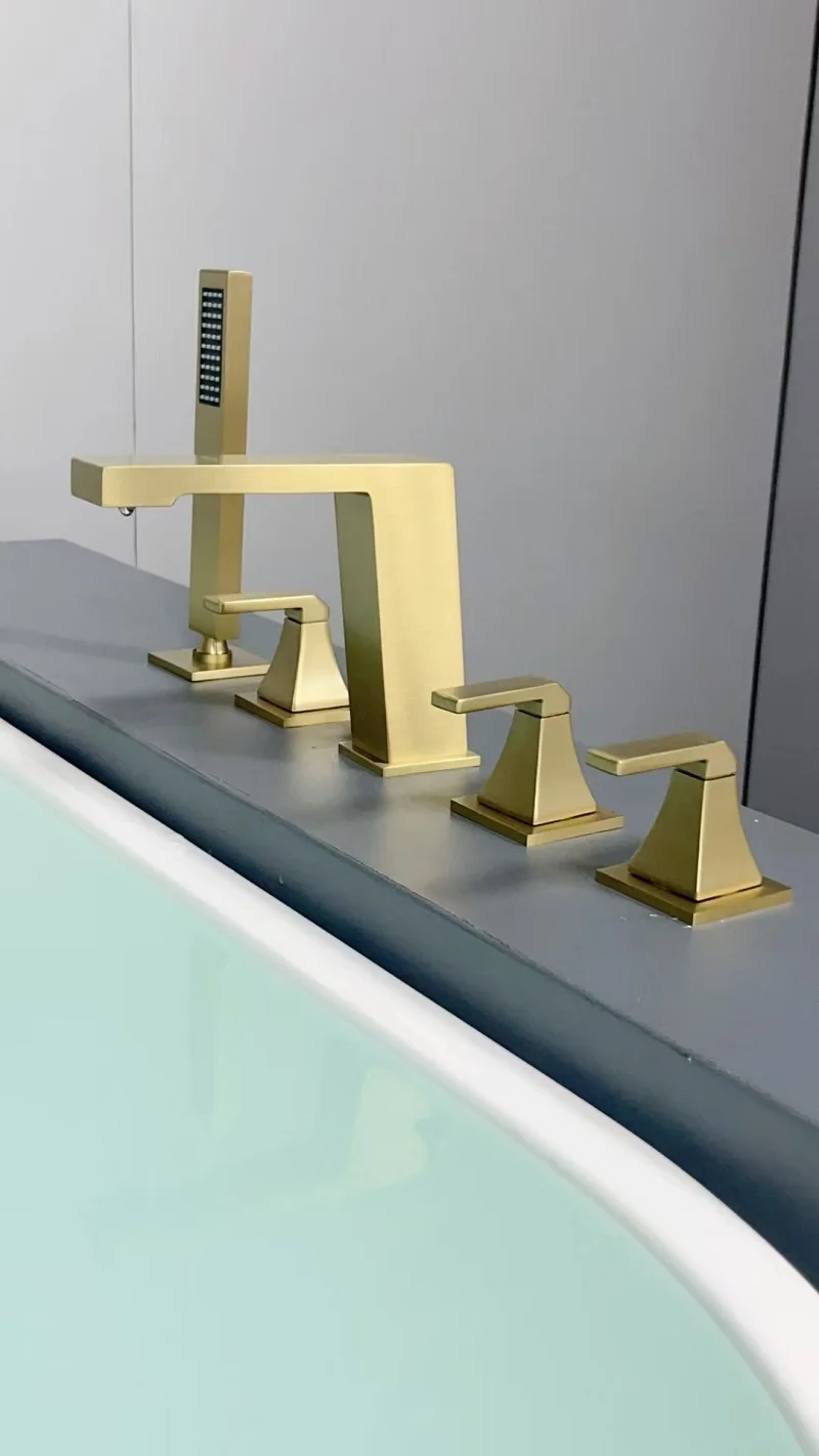 Luxury Brass Bathtub shower faucet set 5 holes Hot cold water mixer Bathtub Faucet High Quality Copper Bathroom shower set,Gold