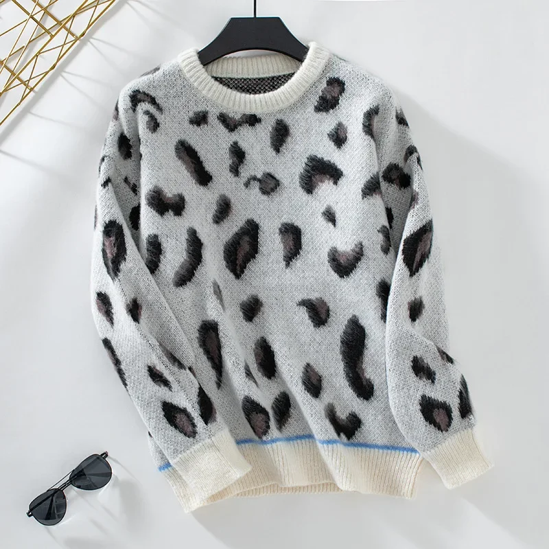 Women\'s Sweaters in Autumn and Winter New Loose Round Neck Brushed Leopard Jacquard Pullover Women