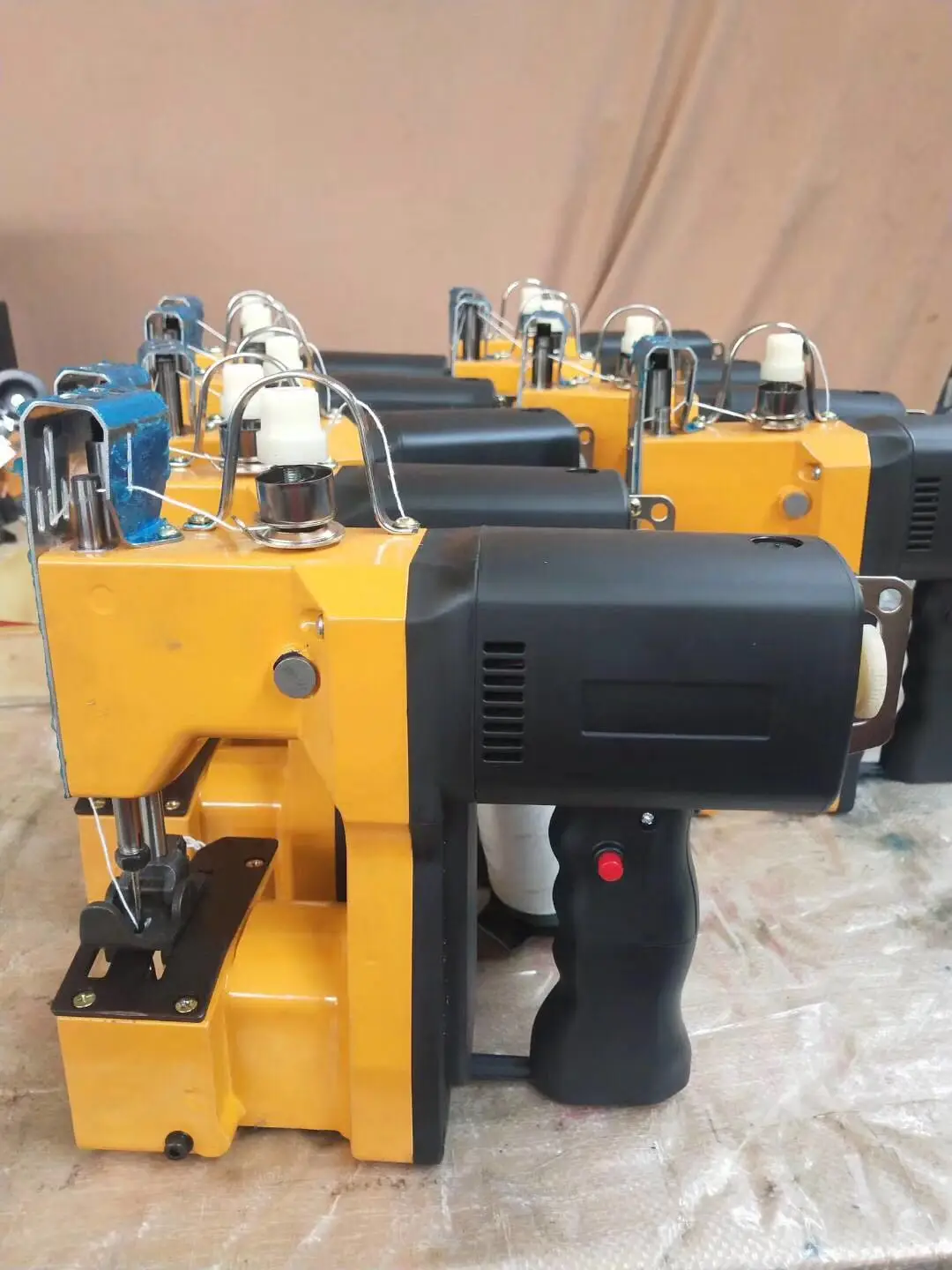 product-HK-GK9-801 Portable Bag Closer Machine Apparel Machine High Efficiency Energy Saving Easy to Operate Suitable for Bags