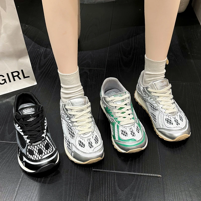 

2025 Women's Sports Shoes Breathable Flat Vulcanized Shoes Walking Platform Comfortable Women's Shoes Zapatillas De Deporte