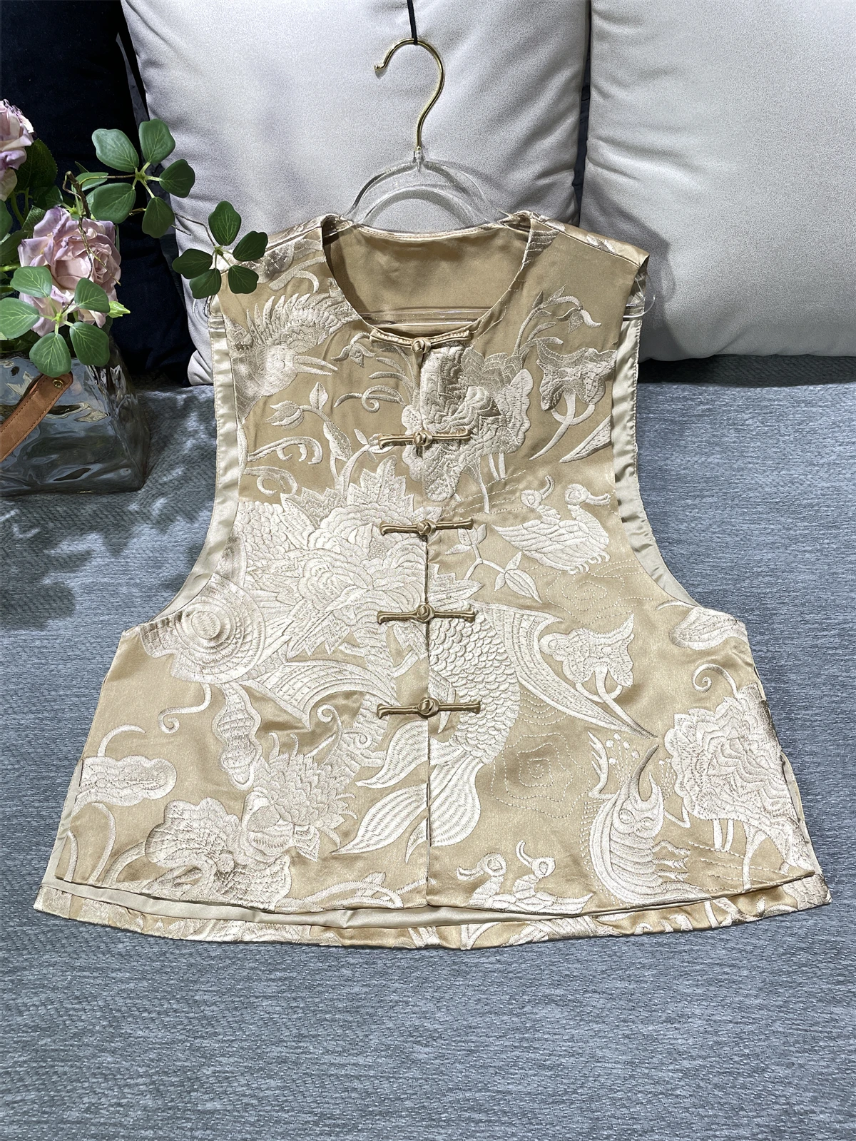 

New Chinese Sle Heavy Embroidery Acetate Vest Top Women's Loose Fit Silk Blend round Neline Traditional Costume Top