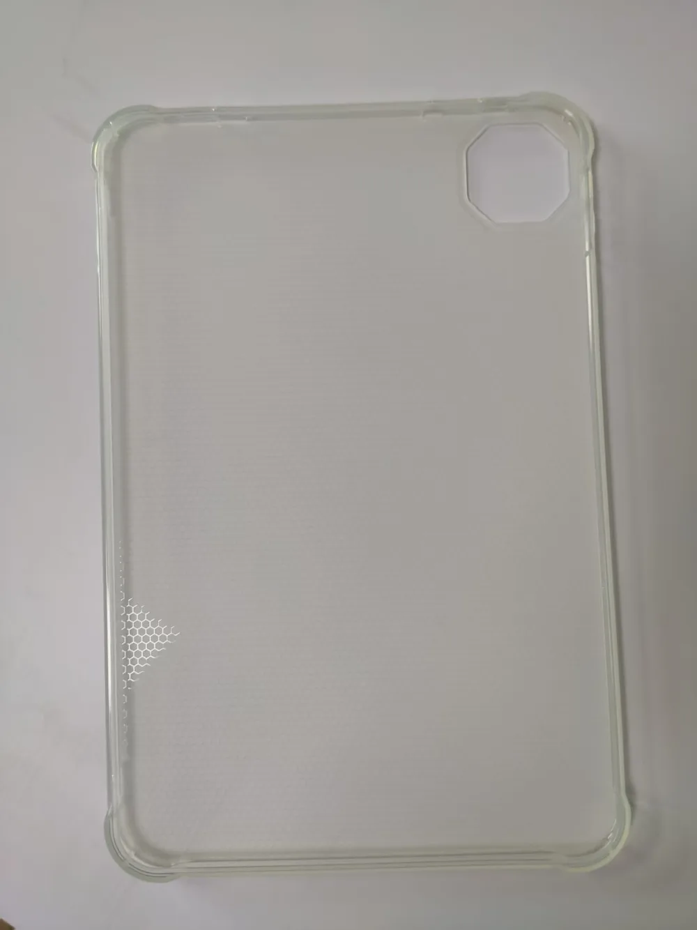

Funda Clear Case For Teclast T65 Plus 13.4",TPU Ultra-Slim Shockproof Soft Transparent with 4 Shockproof Airbags, Anti-Yellowing