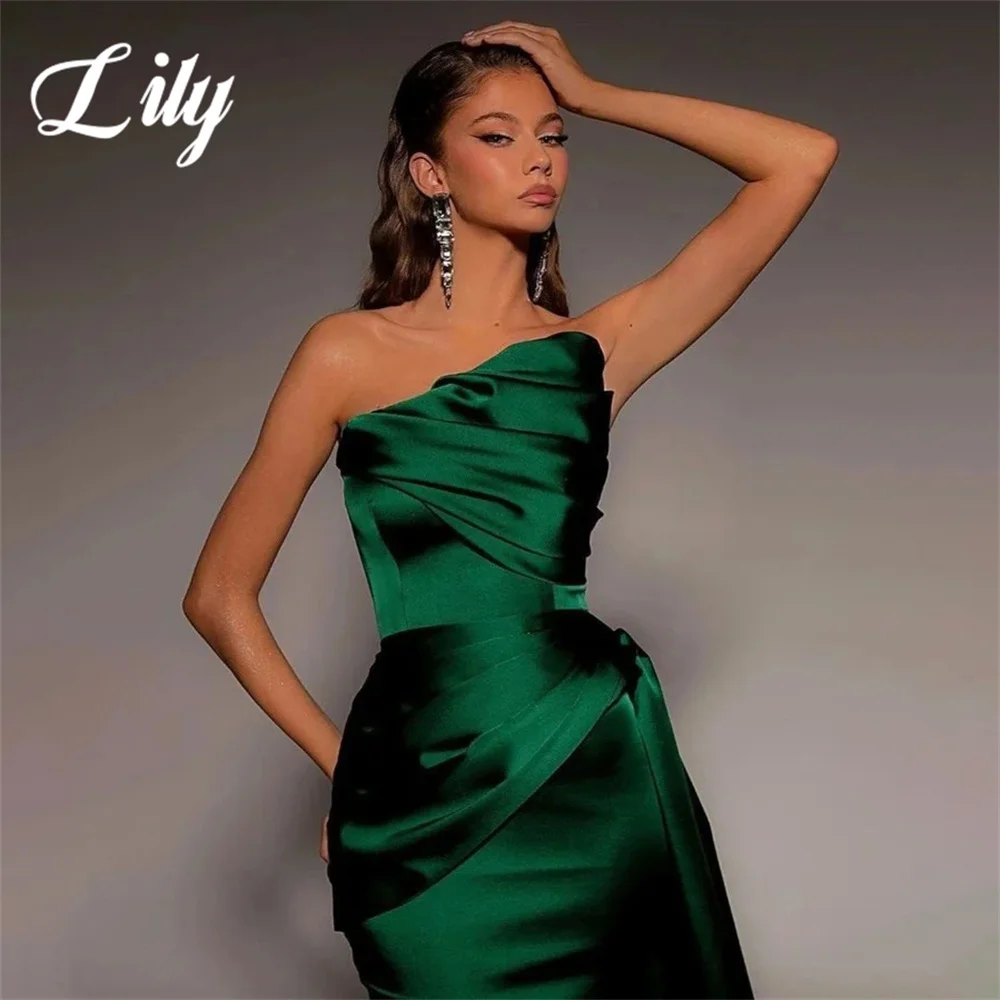 Lily Drak สีเขียวอย่างเป็นทางการ Strapless Pleats ชุดทรัมเป็ตชุดพิเศษแขนกุดพรหมชุด