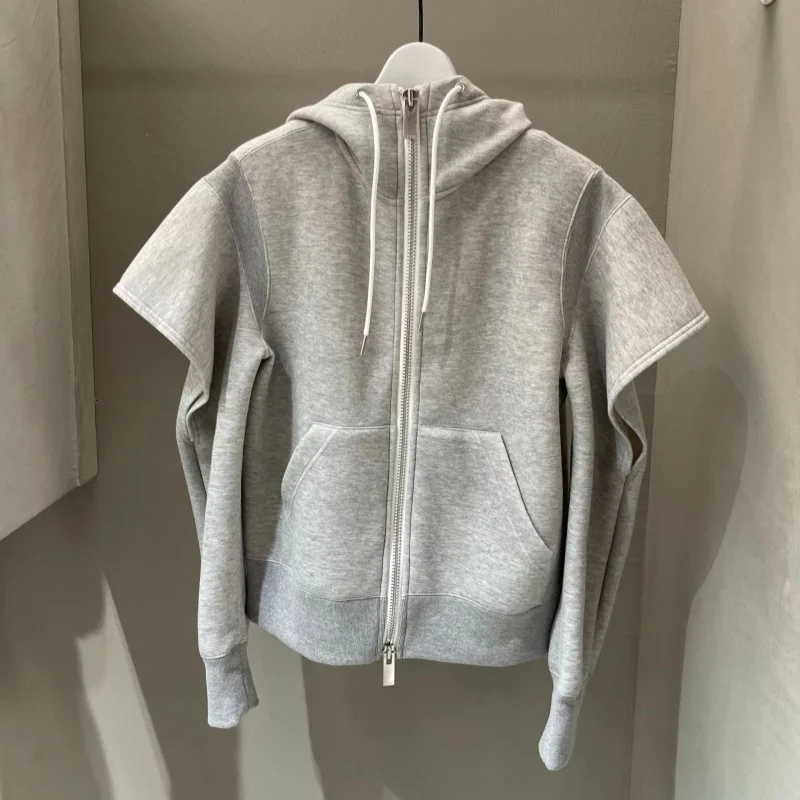 

FOG SACAI Весна 2026 Женская повседневная толстовка с открытыми плечами на молнии, универсальная верхняя одежда с длинными рукавами из смесового хлопка