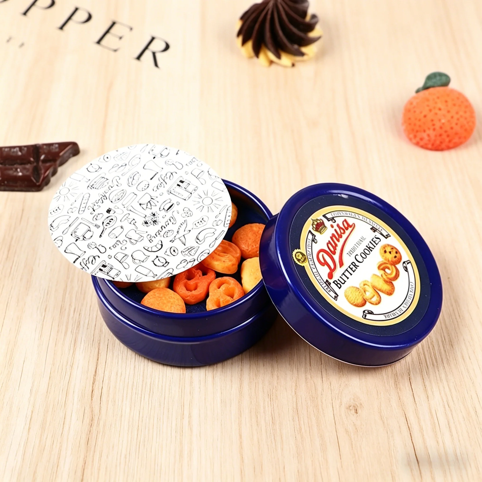 1 juego de latas de galletas en miniatura, accesorio de cocina para casa de muñecas y juguete de regalo