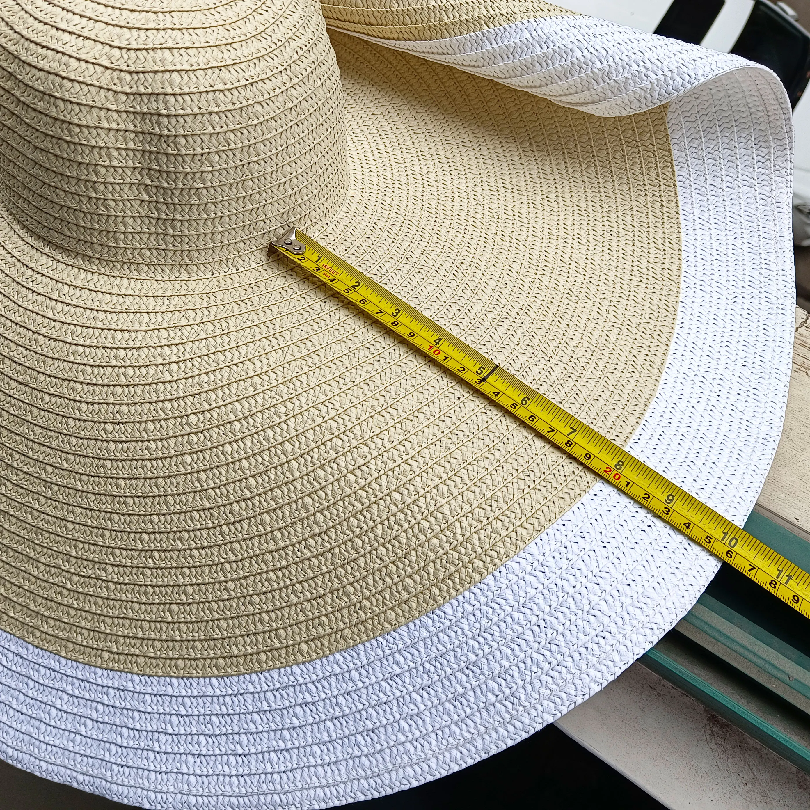 Wide brim color letter embroidery straw hat summer ladies foldable sun hat sea beach big brim hat wholesale