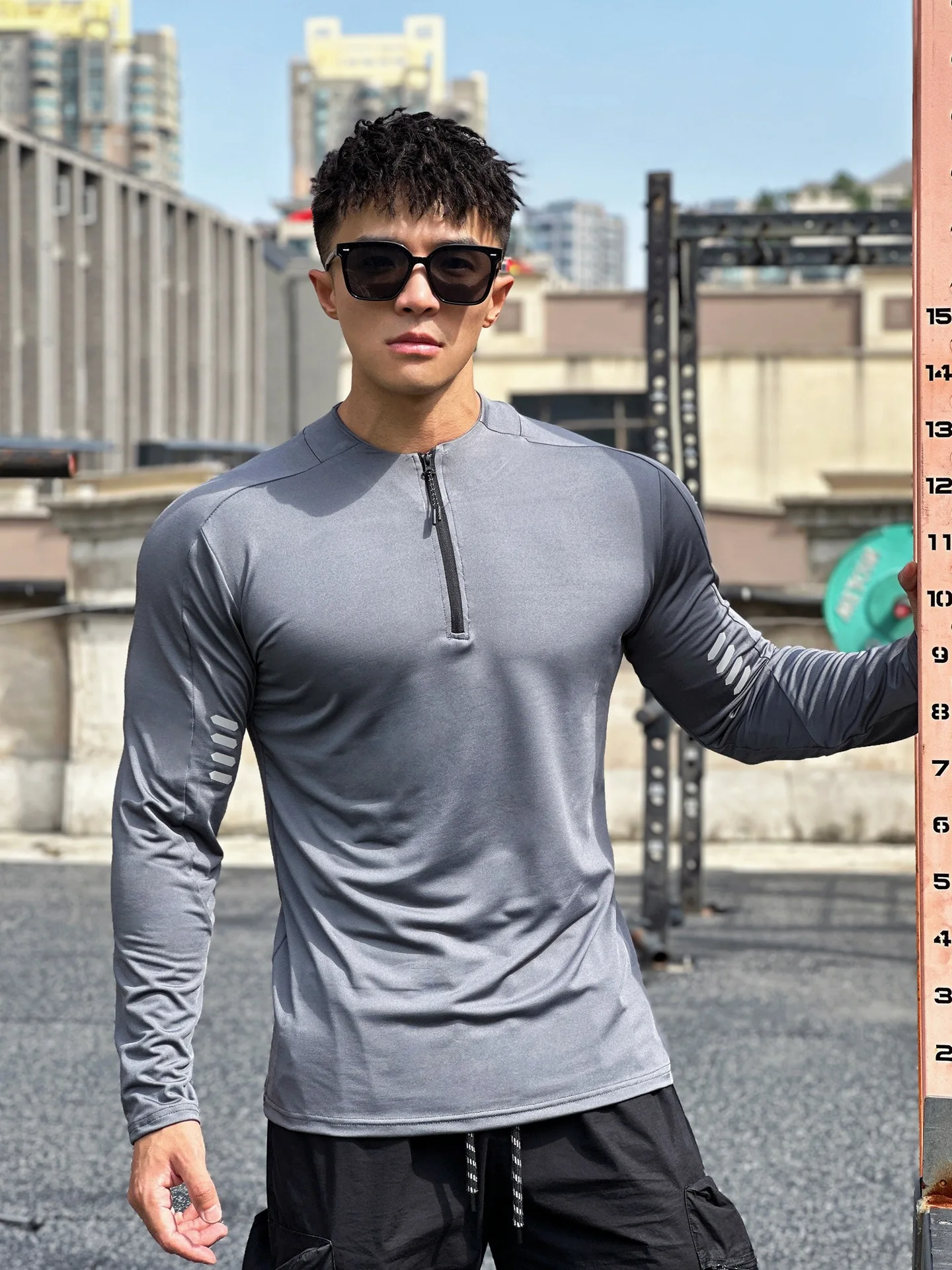 Autumn new men\'s stand collar elastic riding clothes sun protection long sleeve fitness clothes sports running zipper top