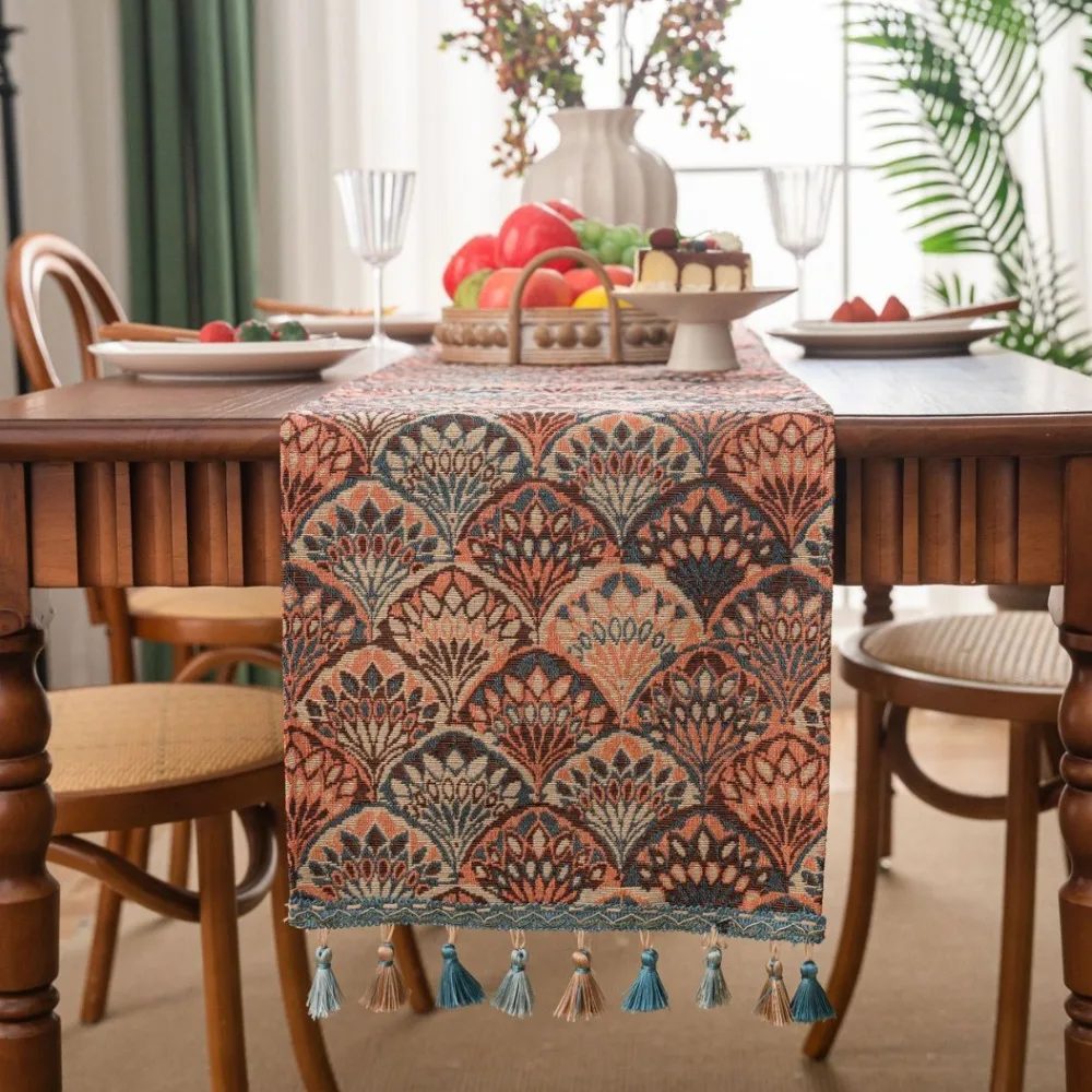 

Home Decoration Vintage Jacquard Table Runner Thickened Flower Pattern Tablecloth with Tassel Table Cover New Year