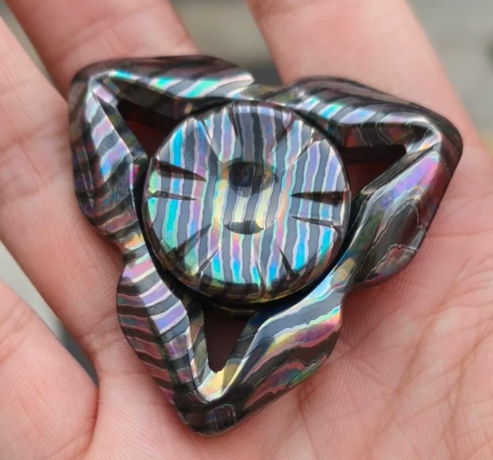 

Used EDC Grey Ferry Leviathan OG Fingertip Gyroscope Ice Crystal zircuti fidget spinner metal decompression toy