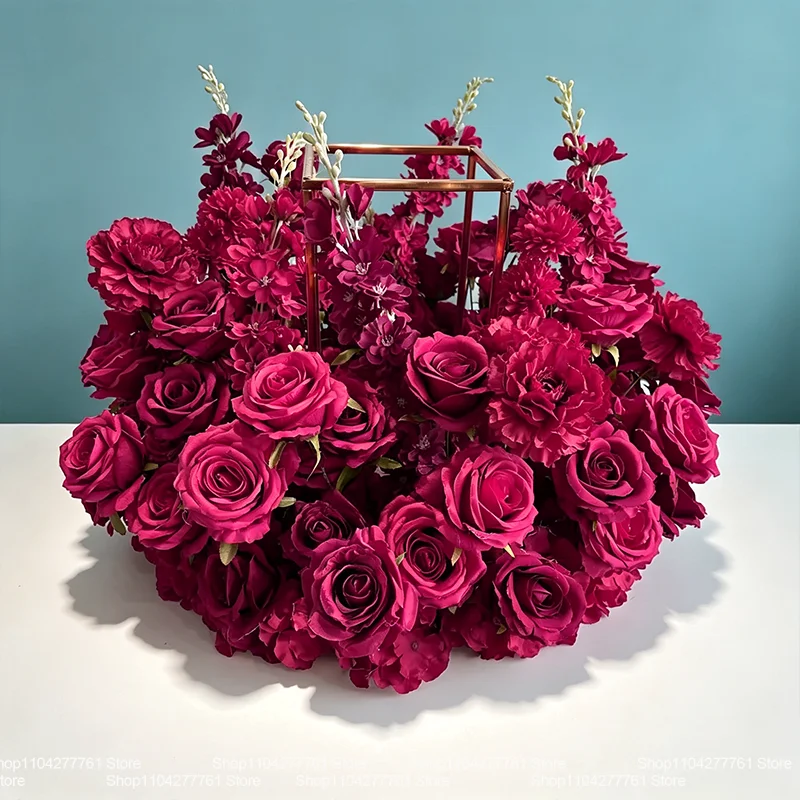 23-11.81IN Luxuriöser Kranz aus künstlichen weißen Babyblümchenrosen für Hochzeitstische, Blumenschmuck, Deko, Straßenarrangement, Party-Requisite – Detail 7
