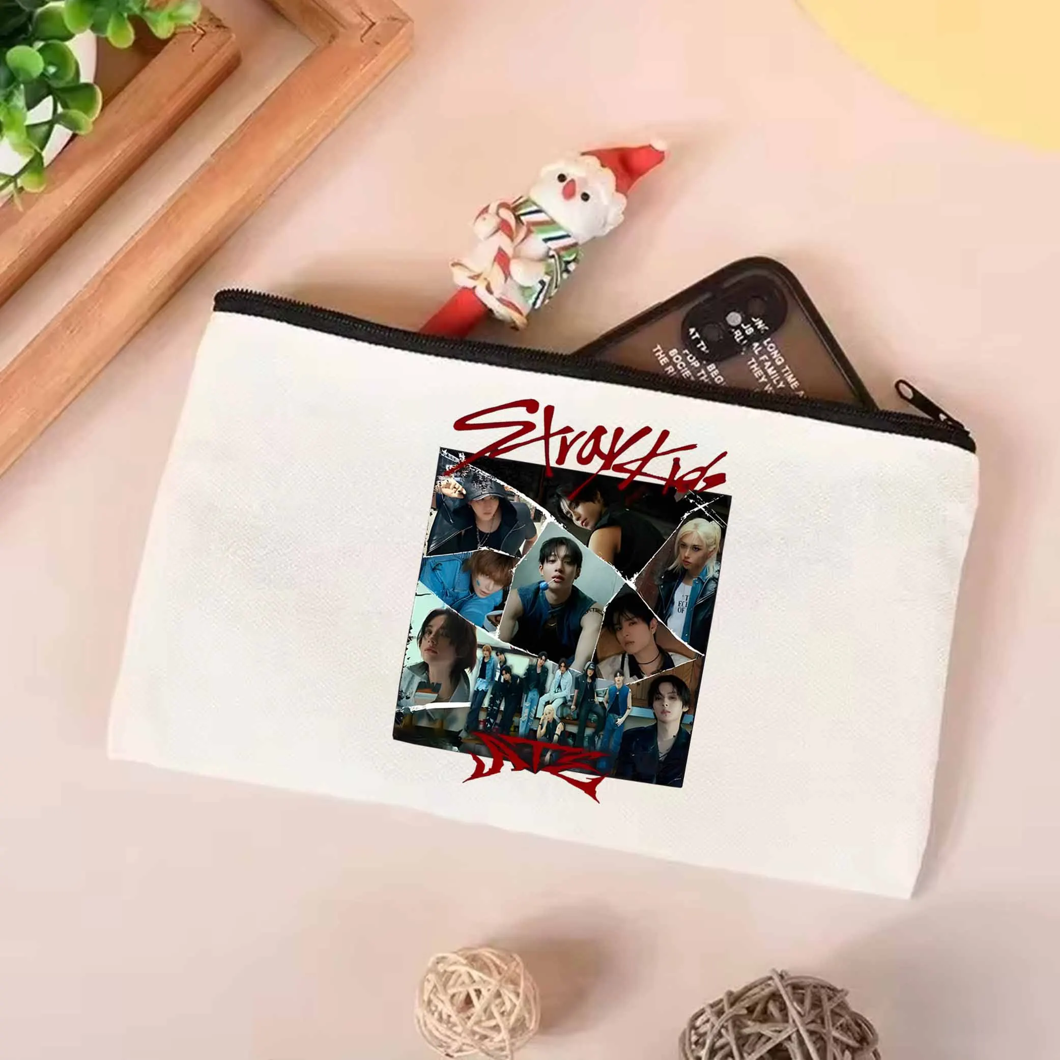 Retro Stray Kids ATE Album Graphic tote bag Stray Kids ChkChkBoom canvas bag Stray Kids Kpop fashion shoulder bag women tote bag