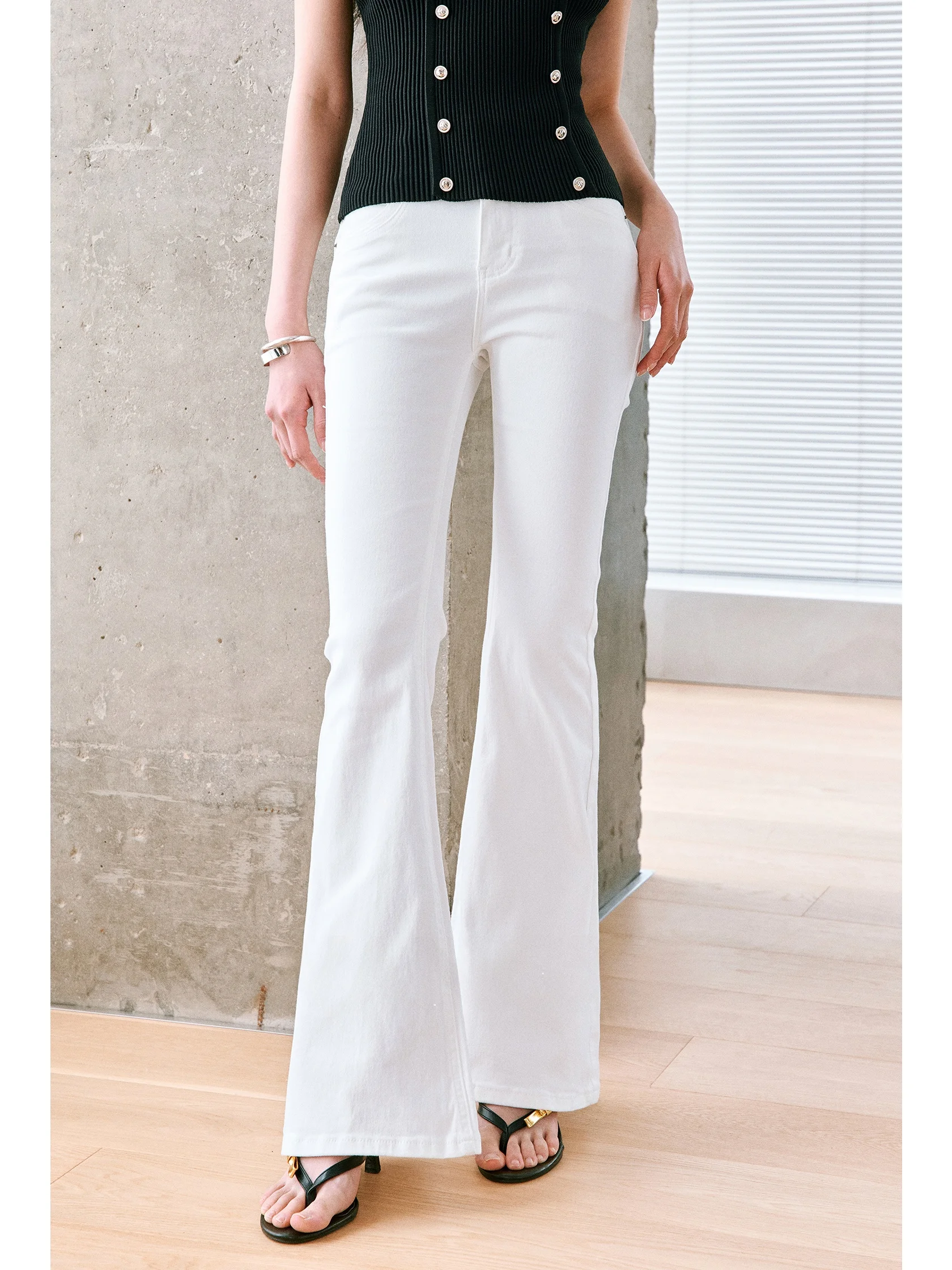 

WANGXO High Waist Slim Fit High Elasticity White Micro Flare Jeans Casual Long Pants Women's Spring Fashion Denim Skinnies