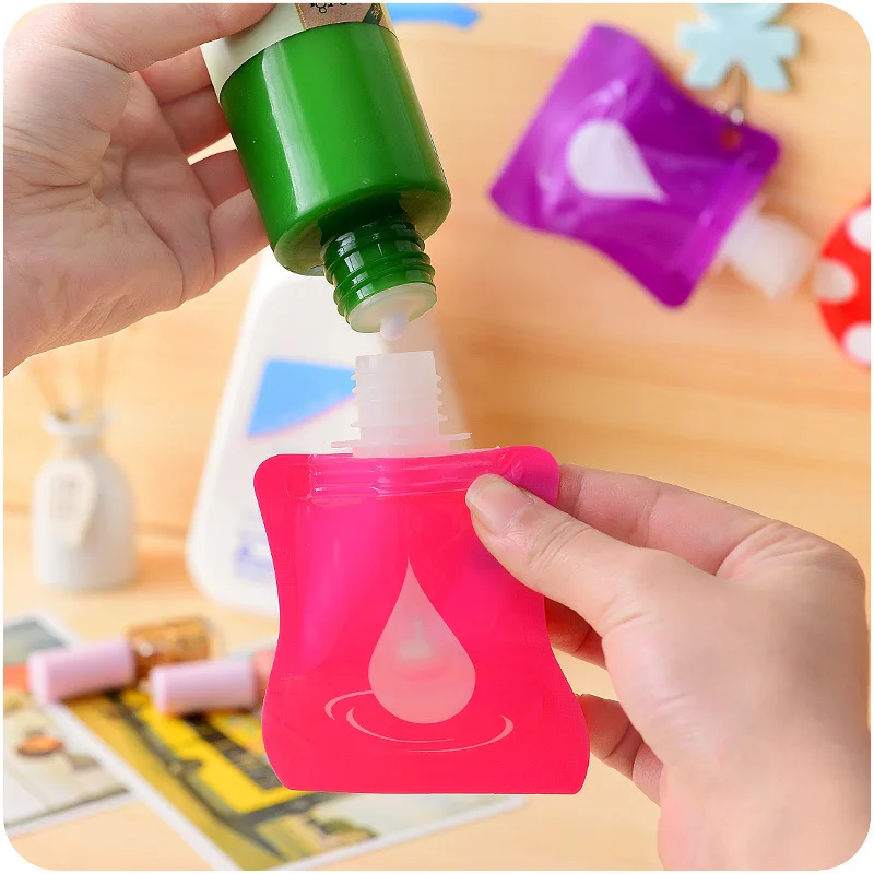 Silicone Emulsion Bottles Shower Lotion Refillable Bottles Travel Portable Shampoo Cosmetic Bottle Random Color