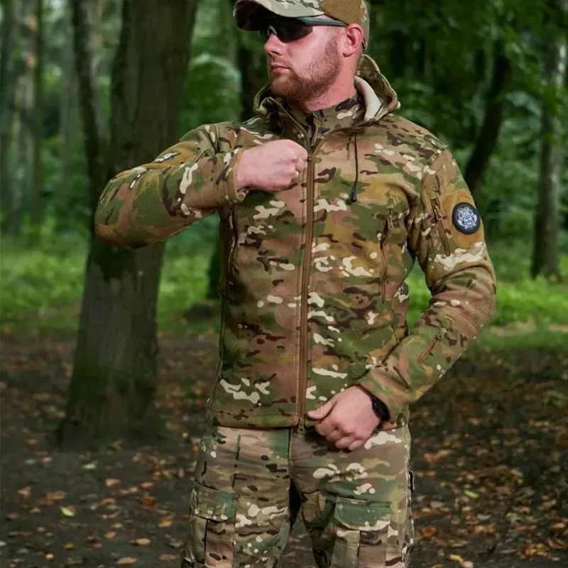 

Men's Outdoor Camouflage Fleece Jacket Tactical Hooded Soft Shell Vest Lined Coat Warm Windproof Breathable Zipper Closure