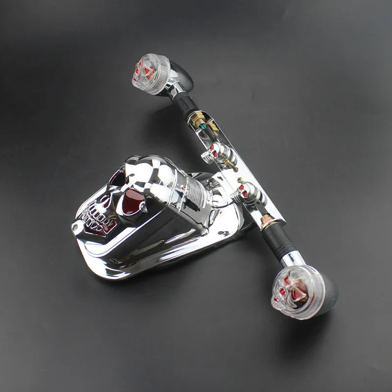 12V Motorcycle Skull Turn Signal Taillight Brake License Plate Rear Light For Harley Honda Suzuki Kawasaki