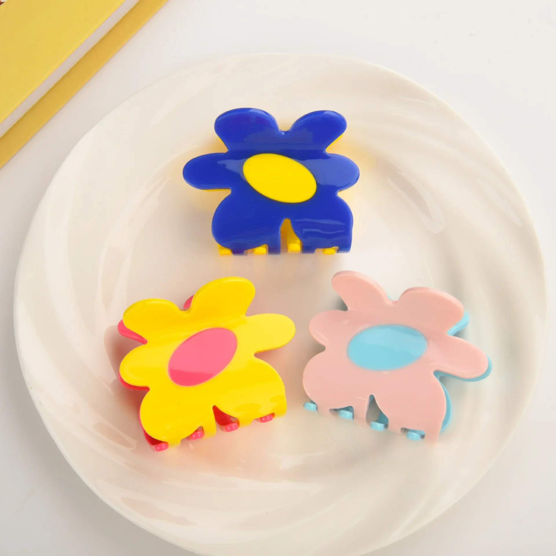 

New Creative Flower Grip Acetate Hair Claw Double Sided Two Tone New Design Hair Tie Shark Clip Women's Hair Accessories