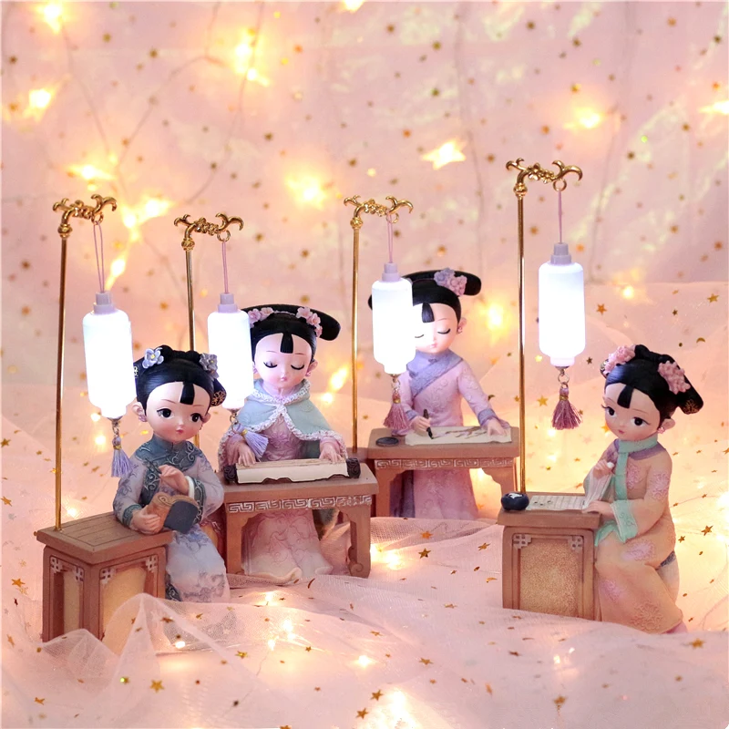 Clay doll pretty grid ornament Chinese style characteristics to send foreigners small gifts Beijing doll