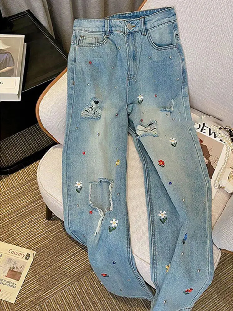 

Женские джинсовые брюки с вышитыми отверстиями больших размеров, прямые брюки с широкими штанинами, весенняя мода, большие размеры, свободные утягивающие брюки с высокой талией