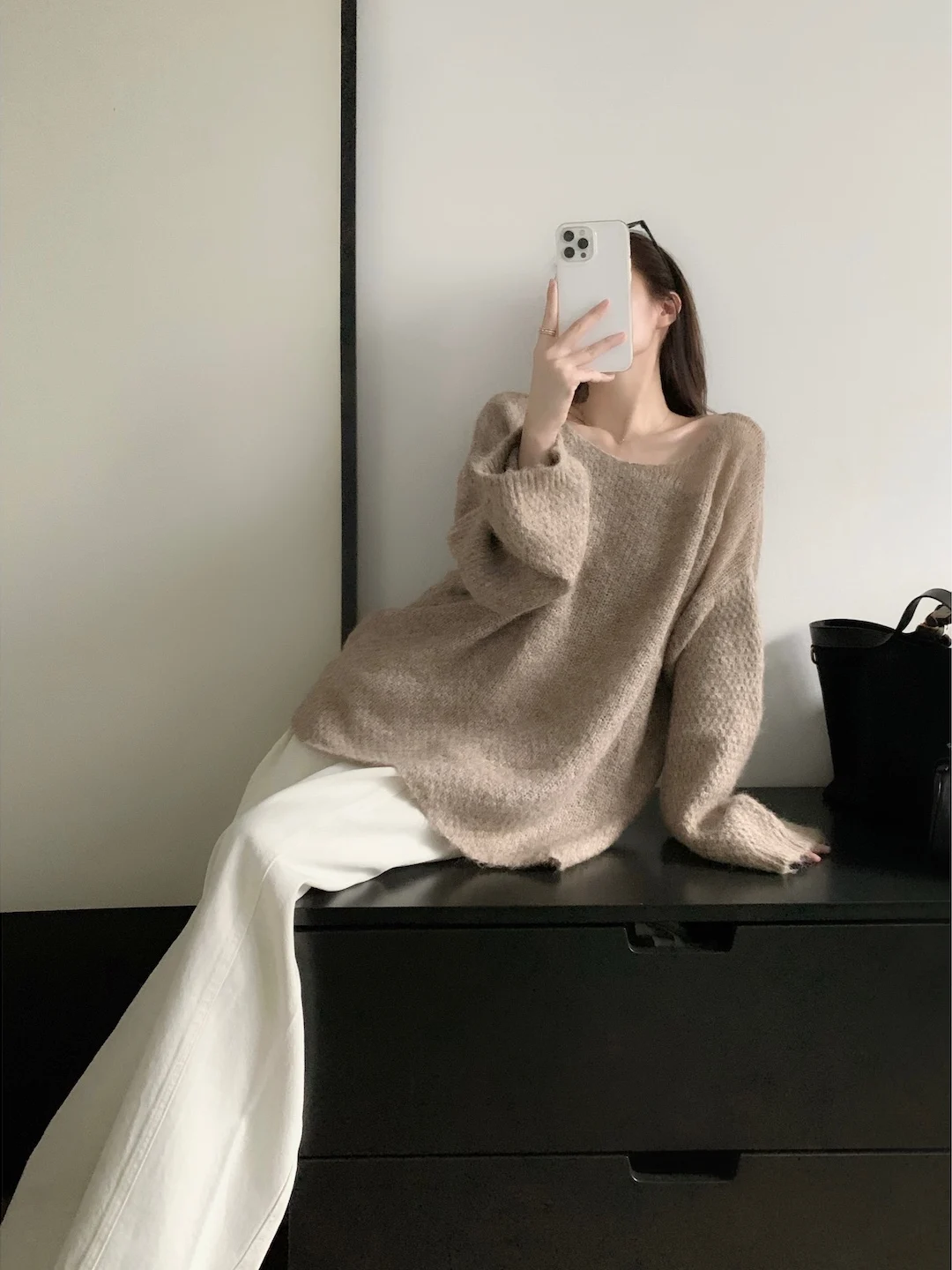 

FlowGaga Soft Lazy Sle Hollow out round Ne Plu Sweater Women's Design Loose Soft Slimming Knitted irt Autumn Winter