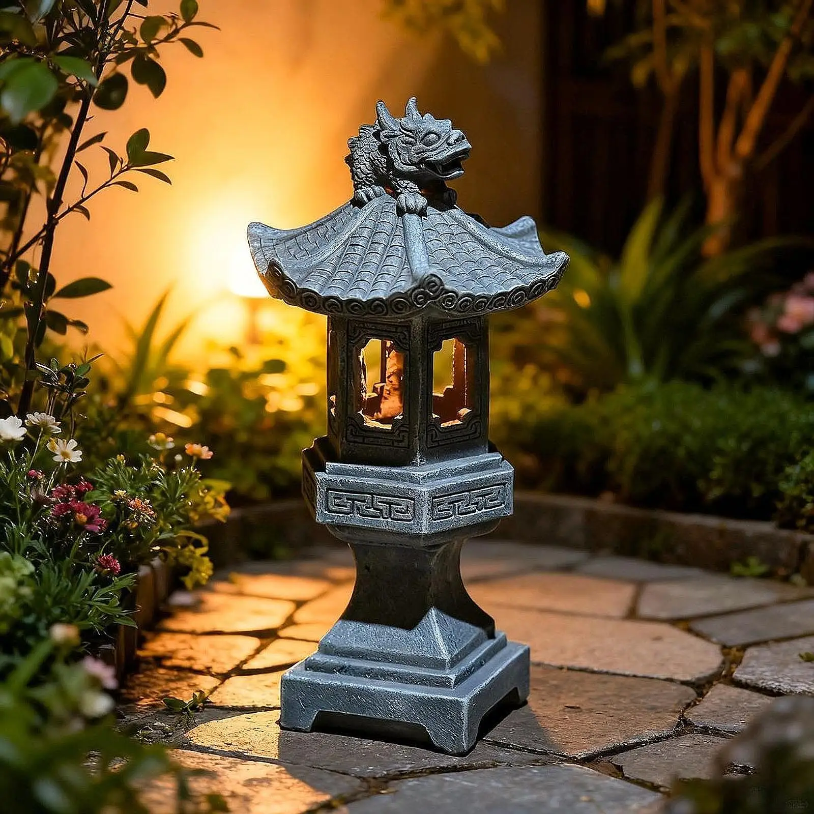 Weatherproof Pagoda Garden Decoration Statue Resin Solar Lamp Landscape Figurine for Outdoor Patio Balcony