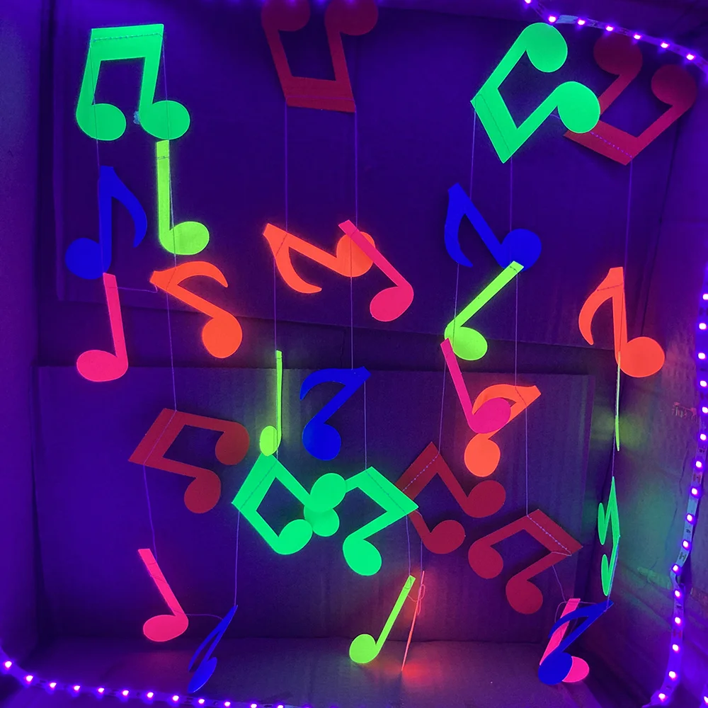 

3 Metre Musical Note Fluorescent Party Birthday Wedding Glow in The Dark Supplies Neon Party 80s Disco Hip Hop Party Decorations