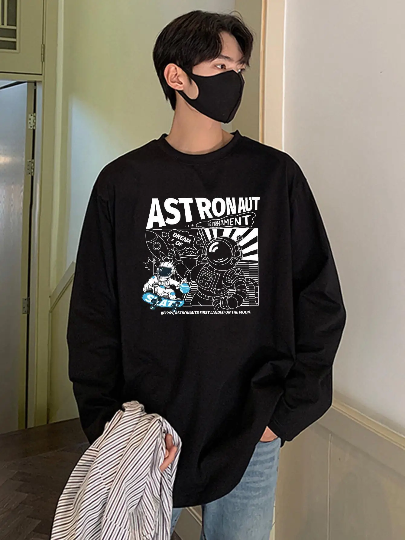 Hip Hop Astronaut Men Tops Long Sleeve Luxury Cotton Fashion Tshirts Oversize O-neck Male Tees Y2K Streetwear Designer Brand