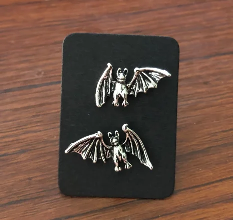 Gothic Vampire Bat Stud Kindred Wing Earring Animal Ear Punk Jewelry