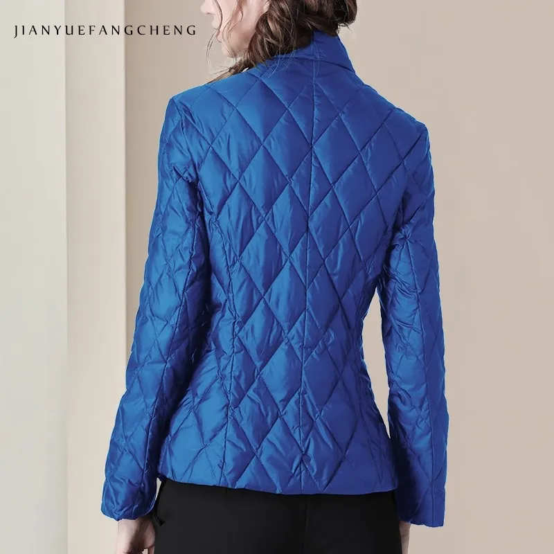 أزياء المرأة سترة شتوية طويلة الأكمام المطرزة الديكور الأصفر البخاخ معطف شتاء دافئ أعلى الكورية عارضة أسفل السترات #4