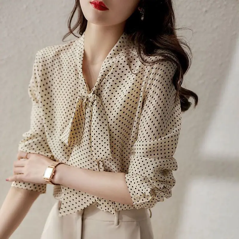 Spring Autumn New Temperament Bow Lacing Shirt Tops Long Sleeve Loose Polka Dot Printing Blouse Elegant Fashion Women Clothing