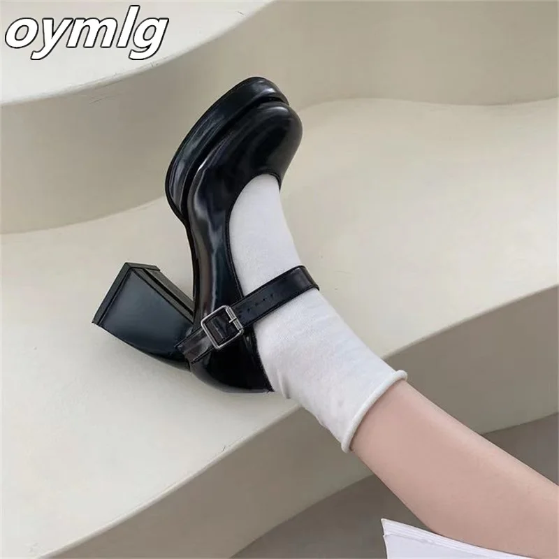 Hollow sandals women\'s 2022 summer new Baotou sandals women\'s big head high heel adhesive shoes thick heel Mary Jane