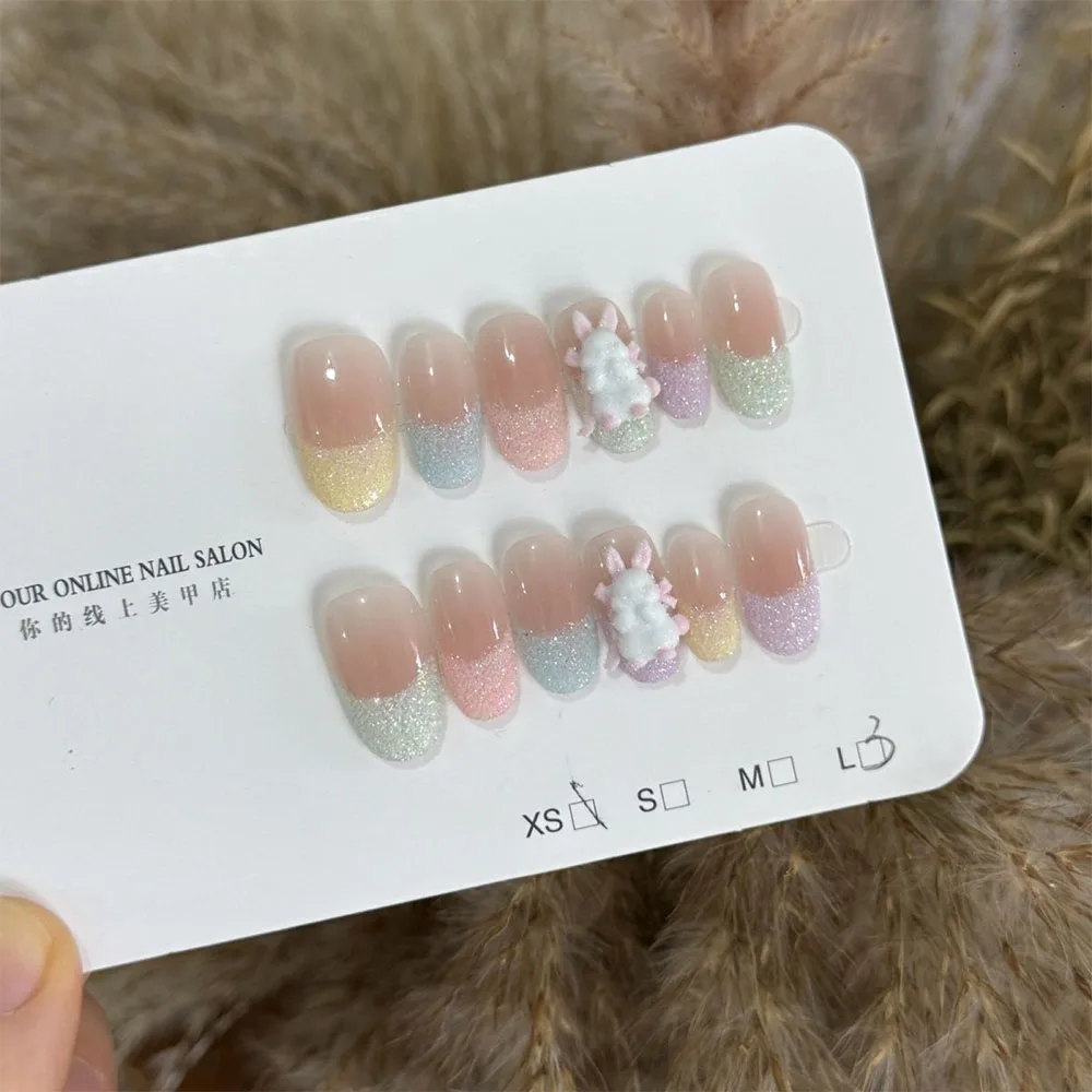 Fotografia 3: Unhas Postiças Redondas com Glitter, Estilo Menina Doce e Fofa, Urso 3D com Flor, Laço, Pérola, Morango e Diamante – Presente de Aniversário