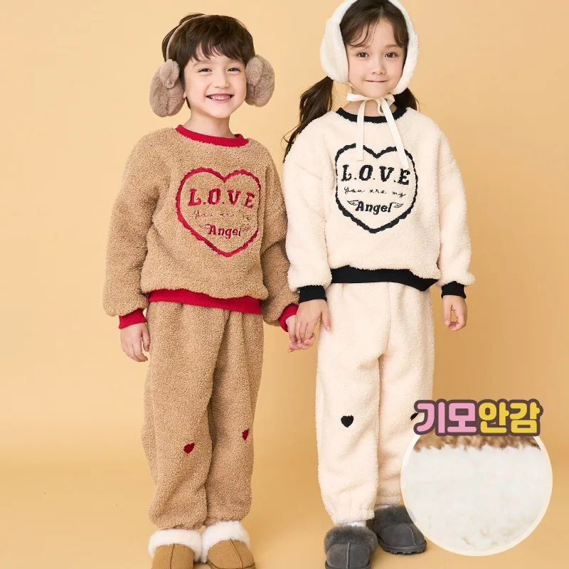 Children's Set 2024 Autumn New Love Embroidered Comfortable Casual Cloud Velvet Warm and Velvet Hoodie and Pants Two Piece Set