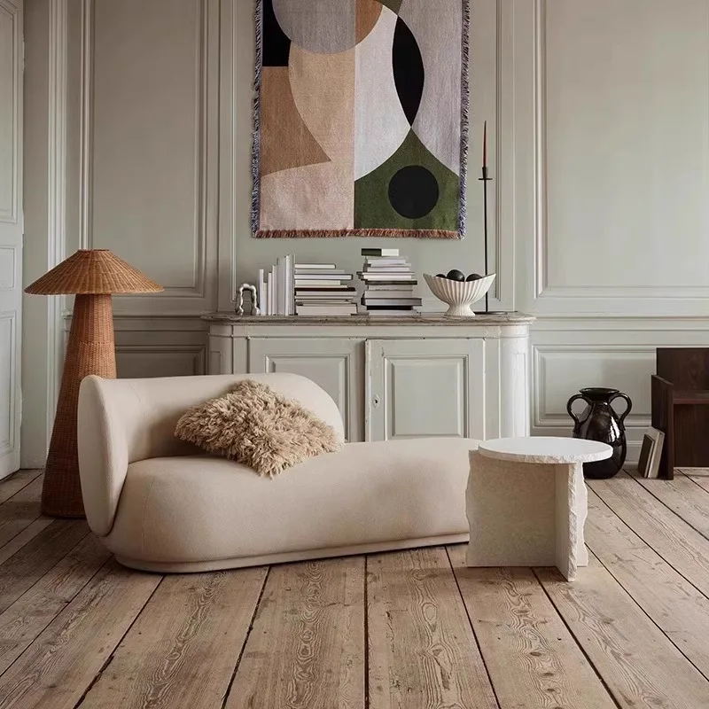 

Nordic light luxury sofa designer creative hotel B & B living room balcony sofa reception curved sofa